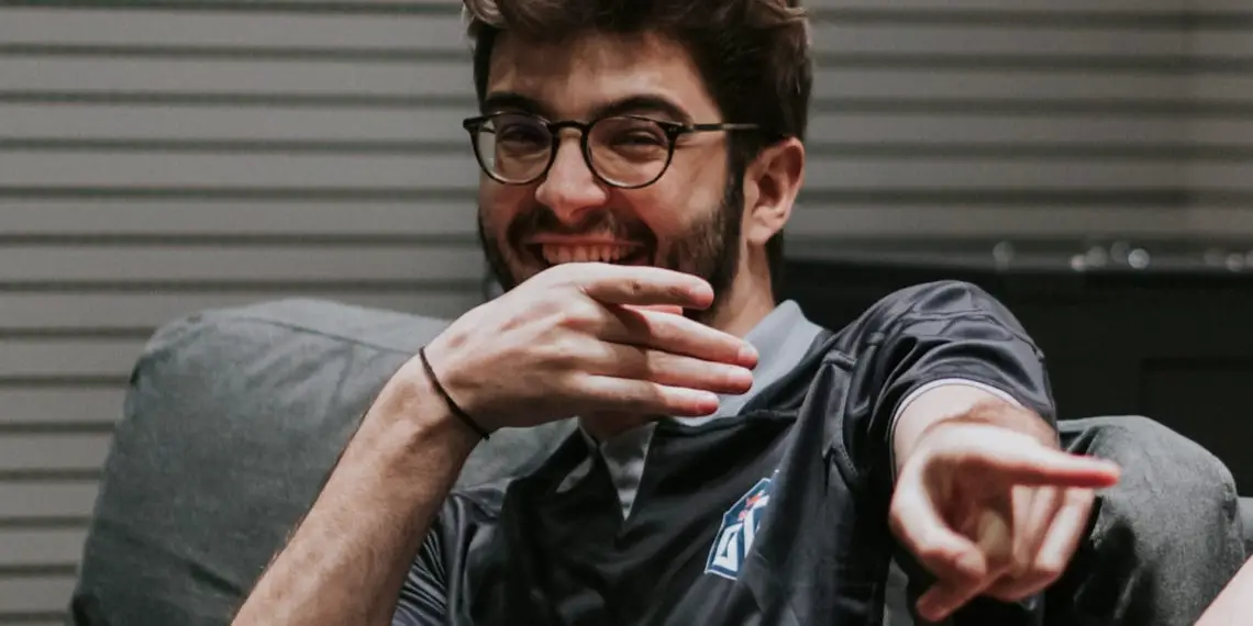 OG : Ceb met officiellement un terme à sa carrière de joueur