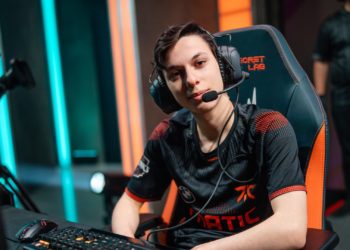 Adam règle ses comptes avec Upset et Fnatic