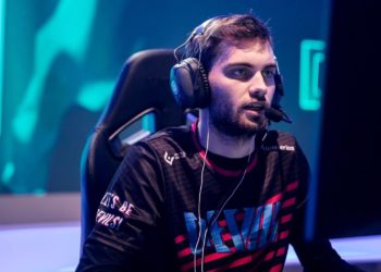 La Karmine Corp va remplacer Cinkrof par…