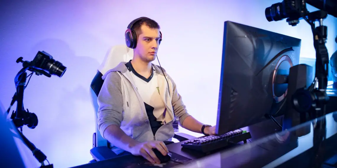 WardiTV Winter Warm-up : le groupe A en direct avec Classic et MaNa