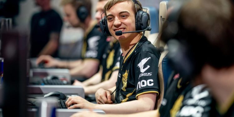 Rogue craque encore, G2 et Fnatic en profitent