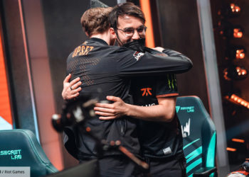 Fnatic rejoint Rogue en tête du classement du LEC
