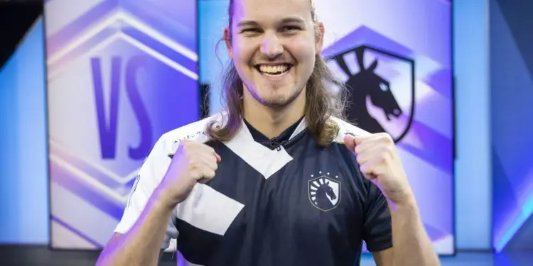La Team Liquid se fait peur, 100 Thieves pulvérise Cloud9 en playoffs des LCS