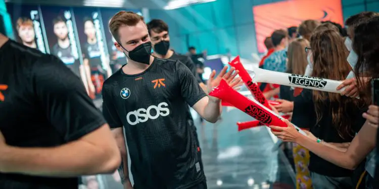 Humanoid (Fnatic) : « Je tire à pile ou face dans ma tête et je dis top ou bot »