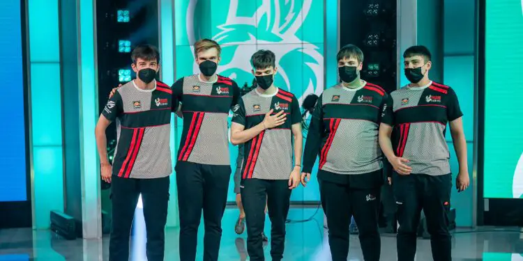 LEC : Team Heretics double la Karmine Corp et KOI pour le rachat du slot Misfits