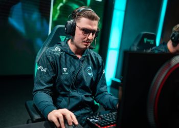 Comp, sur la série de victoires de Rogue : « Il faut juste continuer à garder cette force mentale »