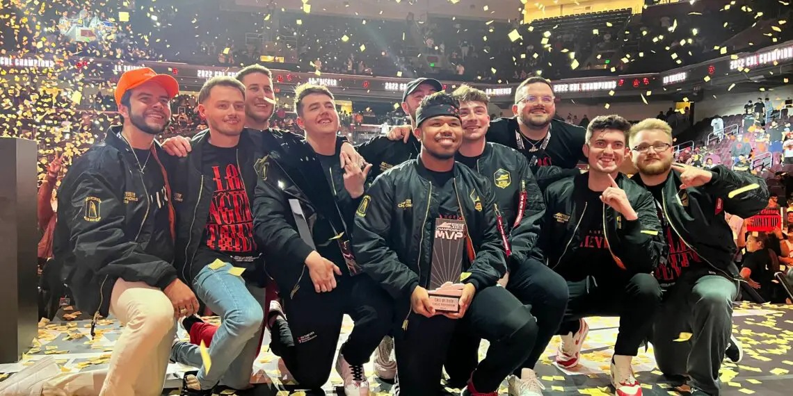 LA Thieves sacré champion du monde de Call of Duty à la maison !