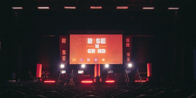 Rise ‘N Grind : les Waves en direct avec MkLeo, Ogey, Raflow…