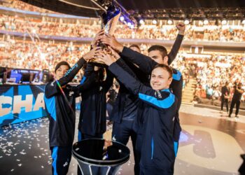 Cloud9 écrase 100 Thieves en finale des LCS