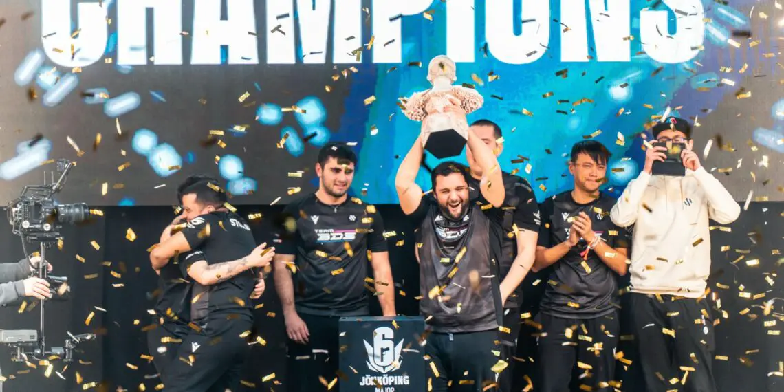 BDS sur le toit du monde au Six Major de Jönköping !