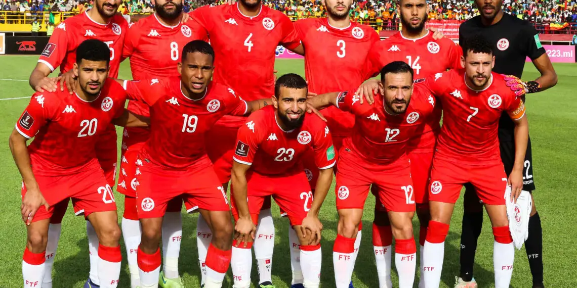 Les footballeurs qui ont débuté à jouer dans l’équipe nationale tunisienne les plus jeunes