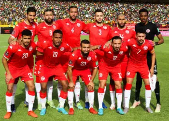 Les footballeurs qui ont débuté à jouer dans l’équipe nationale tunisienne les plus jeunes