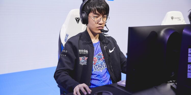 LNG au complet avec Tarzan et des rookies