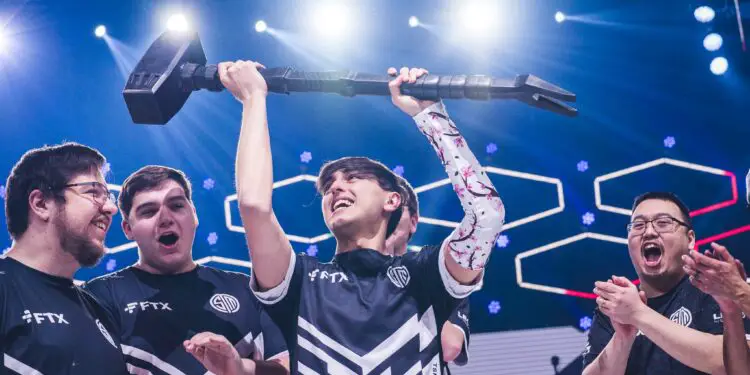 Champion du monde avec TSM, Beaulo stoppe sa carrière à 21 ans