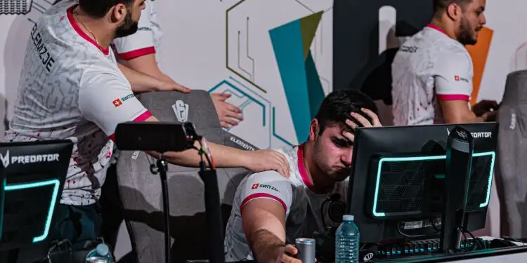 BDS et les Wolves quittent le Six Invitational avec les honneurs