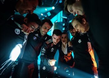 Fnatic enchaîne, G2 recolle avec les leaders du LEC