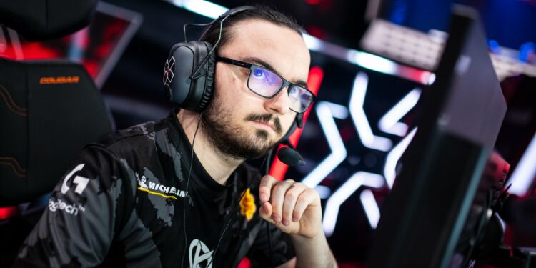Newzera prend du recul, ZE1SH complète le roster Karmine Corp
