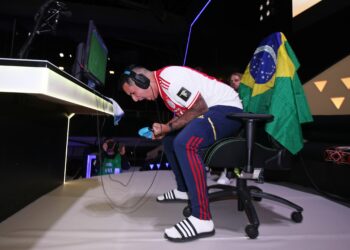 FIFAe World Cup : PHzin – Mark11 en direct