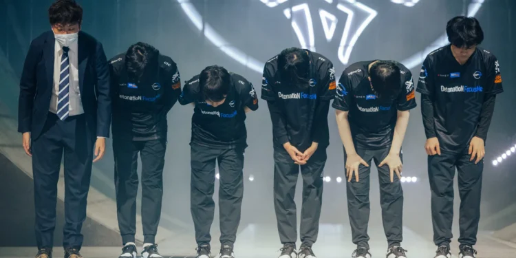 Deux anciens coachs de DetonatioN FocusMe épinglés pour harcèlement