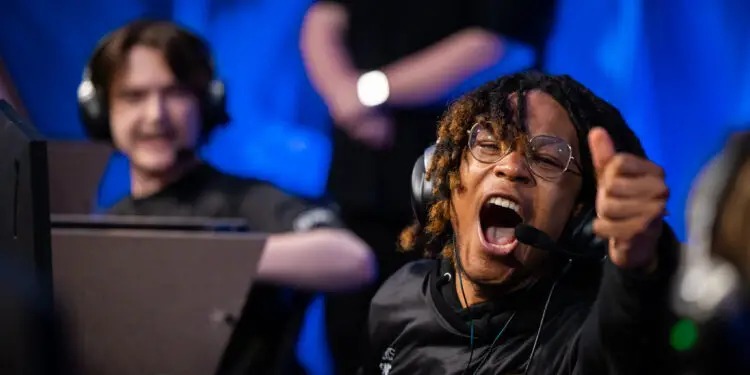 Worlds RLCS : 4-1, Spacestation balaye Rule One et file en playoffs