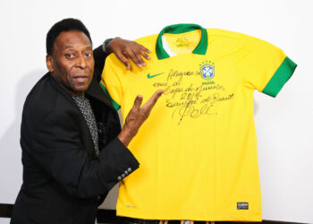 Ventes aux enchères de souvenirs sportifs : L’intersection des objets de collection sportifs et des jeux d’argent