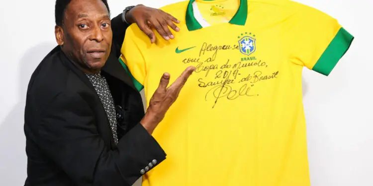 Ventes aux enchères de souvenirs sportifs : L’intersection des objets de collection sportifs et des jeux d’argent