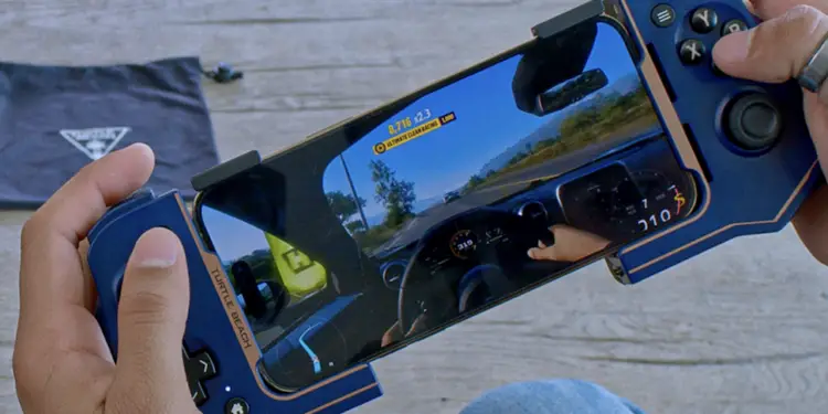 Manette iPhone Atom, un contrôleur de jeu mobile plus que réussi 