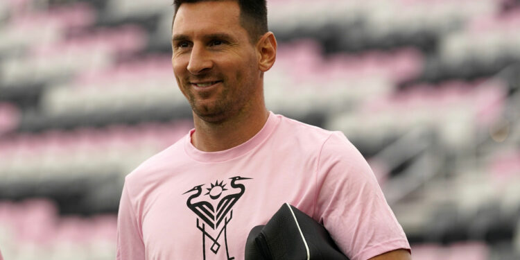 Lionel Messi nouveau co-propriétaire de KRÜ Esports avec Agüero