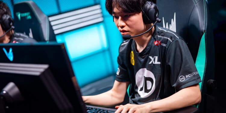 LEC : Peach complète le roster Excel