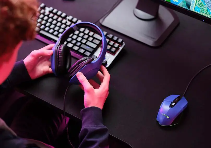 Casque gaming Trust GXT 415 Zirox : Léger, coloré et bon marché