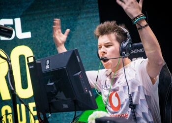 Frozen va quitter MOUZ pour FaZe Clan !