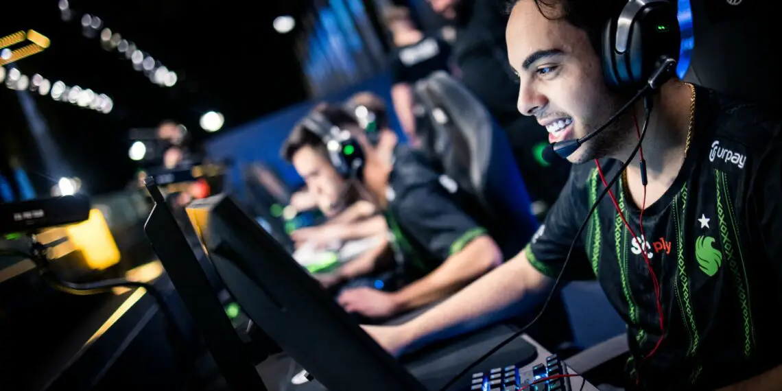 IEM Katowice : Falcons douche ENCE et le public polonais