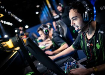 IEM Katowice : Falcons douche ENCE et le public polonais