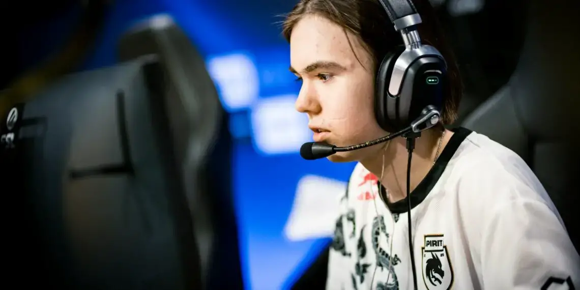 IEM Katowice : Donk atomise Falcons, Team Spirit rejoint FaZe Clan en finale !