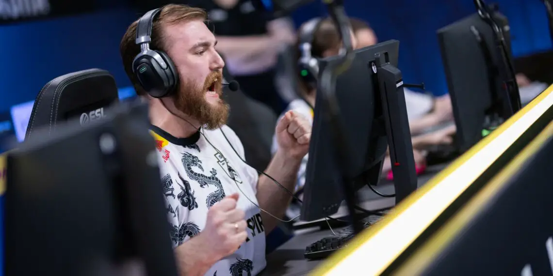 IEM Katowice : Donk atomise Falcons, Team Spirit rejoint FaZe Clan en finale !