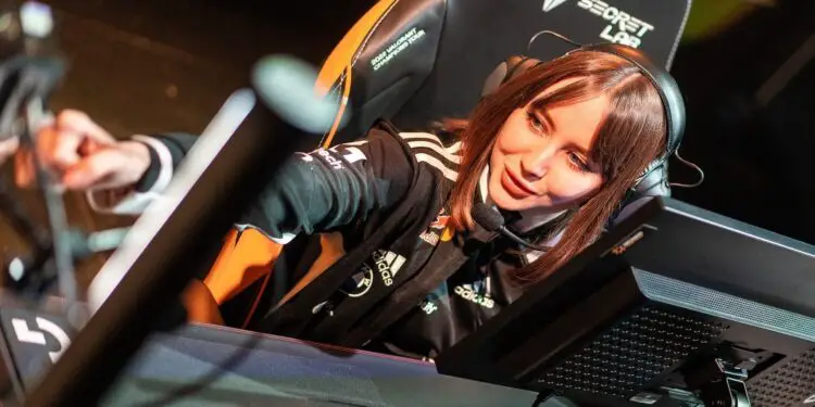 Les bonnes nouvelles s’enchaînent pour la KCorp, Glance a (enfin) obtenu son visa !