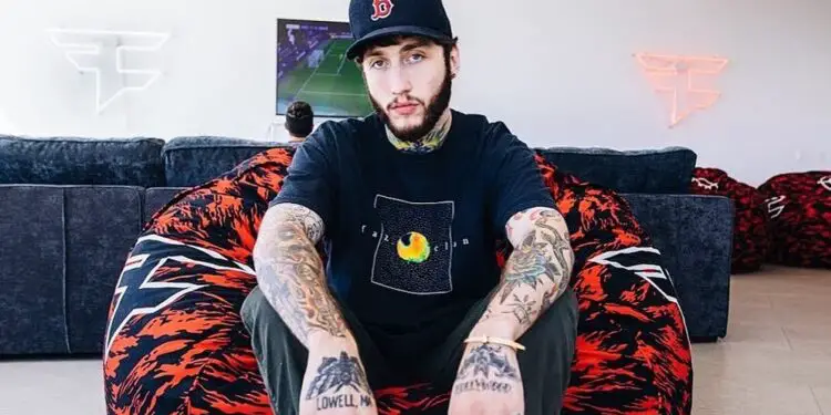 17 départs, Banks lance la révolution du FaZe Clan