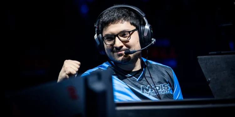 Solary annonce le retour d’AztraL dans le roster RLCS