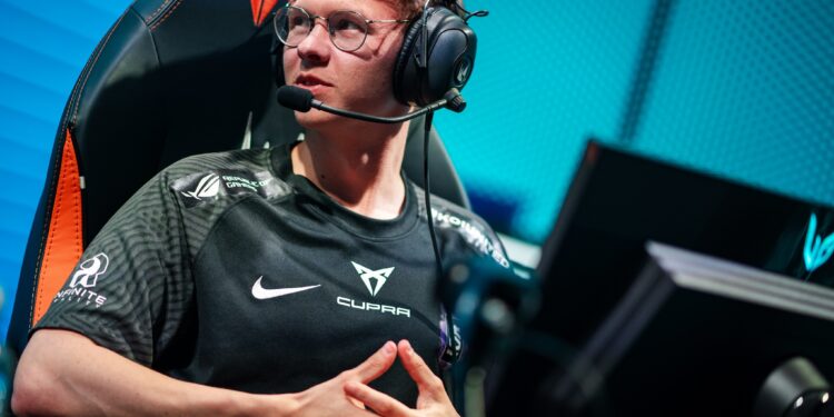 Ici Japon Corp recrute Advienne, ancien joueur LEC, comme coach !