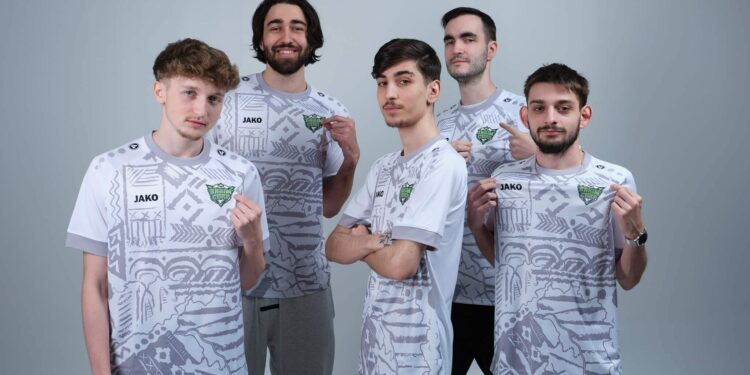 DarkLight, smoker star de la Bakim Corp remplace iDex chez Solary