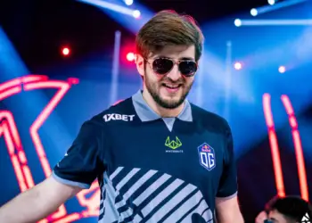 Degster remplace nicoodoz chez Heroic (off.)