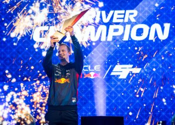 Frederik Rasmussen (Red Bull) champion du monde de F1 Sim Racing