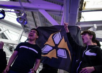 F9 Hetic se refait un roster entièrement français