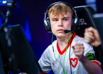 MOUZ recrute définitivement Brollan (off.)