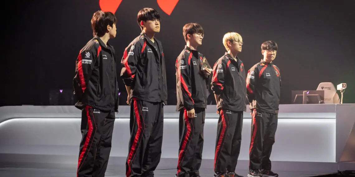 Esports World Cup : T1 sort Bilibili Gaming, Fnatic déjà dans l’avion du retour…