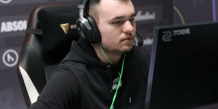 KEi prend la place de STYKO chez Monte (off.)