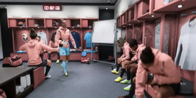 EA Sports FC25 : Foot féminin, FC IQ, Icônes… Les dernières nouveautés du mode carrière !