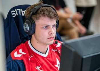 br0 (Astralis) se rapproche d’ENCE