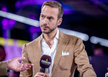 Maniac s’excuse pour son « comportement inacceptable », en partie dû à l’alcool et une « enfance brisée »