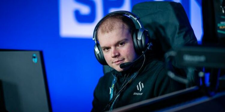 Rising League : SLIPPERS – mGa eSport en direct